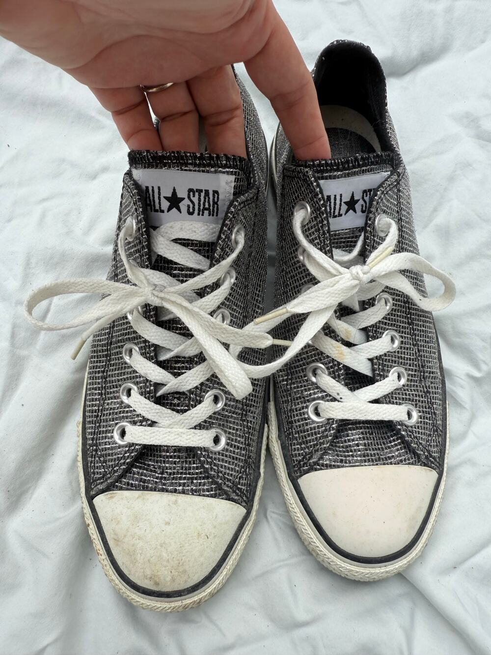 Converse All Star Women’s 10 Black Silver Metallic Grid Low Top Sneakers